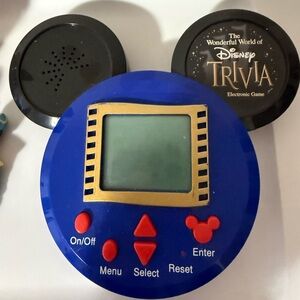 Disney Blue and Red Trivia Game Works!!!